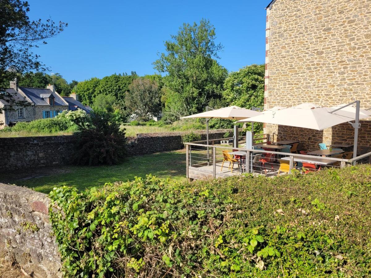 Le Petit Montmartre Hotel Dinard Kültér fotó
