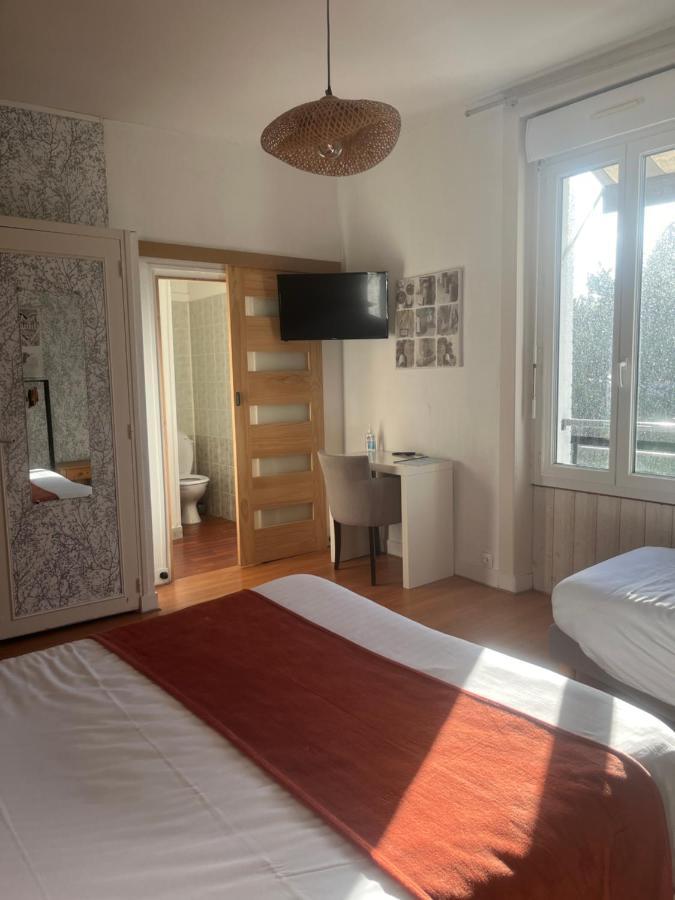 Le Petit Montmartre Hotel Dinard Kültér fotó