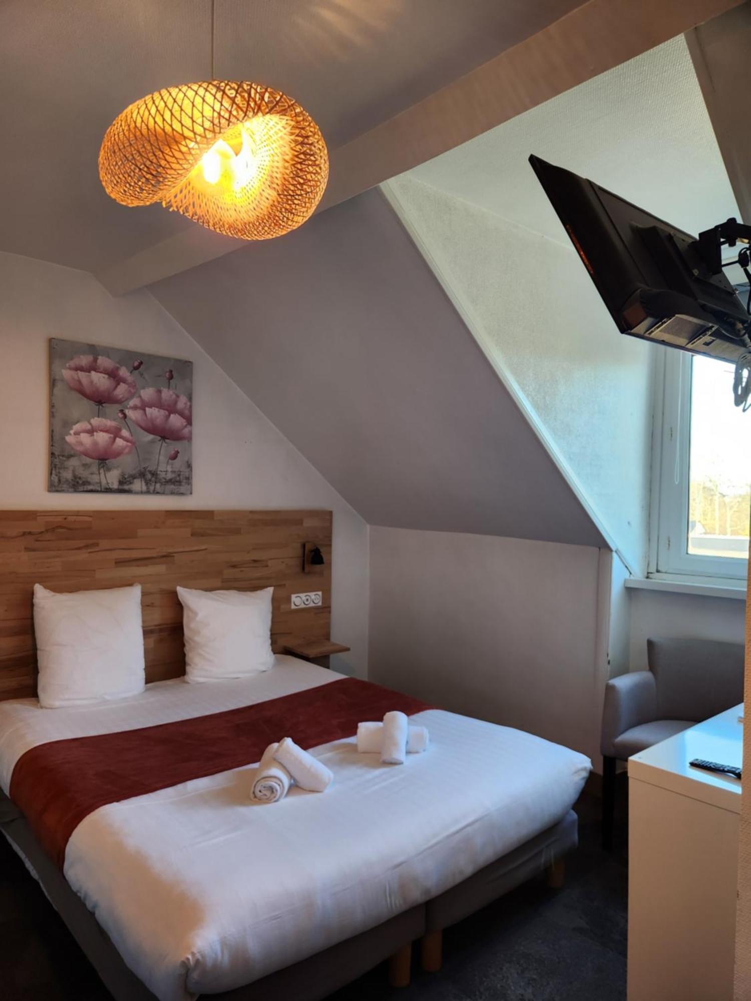 Le Petit Montmartre Hotel Dinard Kültér fotó